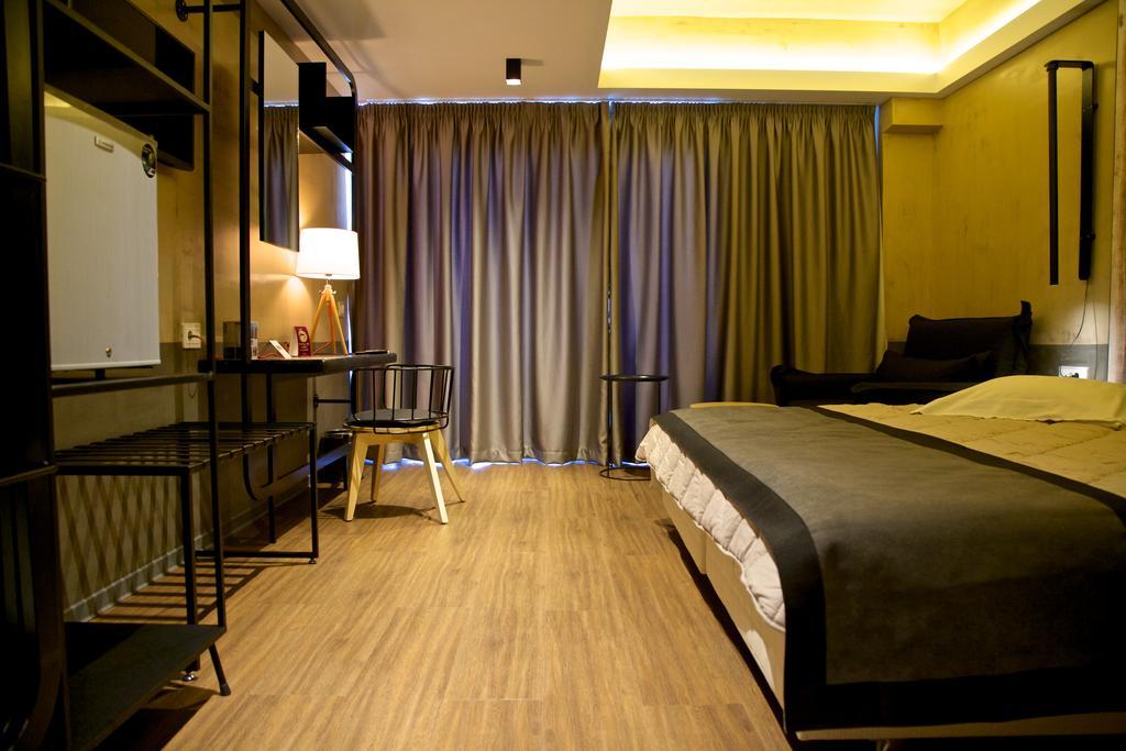 Adonis City Hotel パトラ 部屋 写真