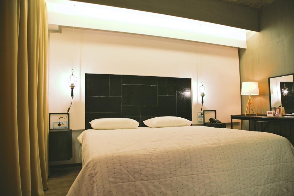 Adonis City Hotel パトラ 部屋 写真