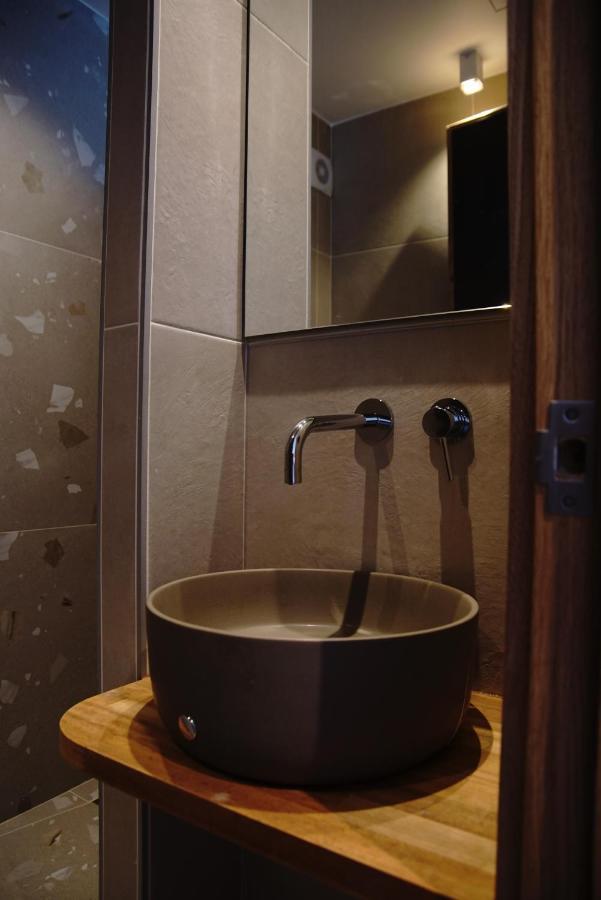 Adonis City Hotel パトラ エクステリア 写真